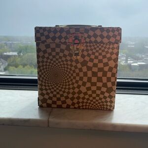 Vintage mossy green & White Mod Optical Illusion Record Case Atomic Handle
